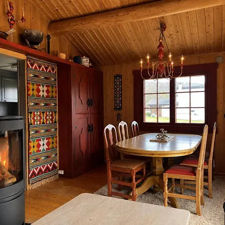 Cosy Family Cabin Five Minutes From Geilo Town Centre