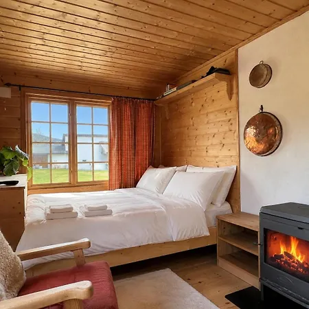 Cosy Family Five Minutes From Town Centre Ferienhaus