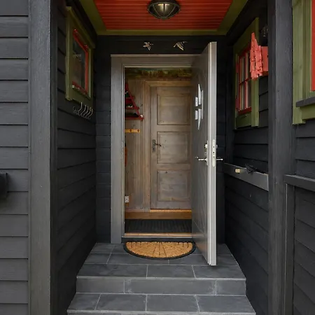 Cosy Family Cabin Five Minutes From Geilo Town Centre بيت للعطل يالو